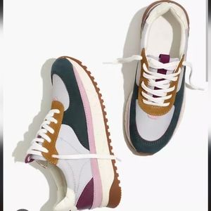 Madewell Kickoff Trainer